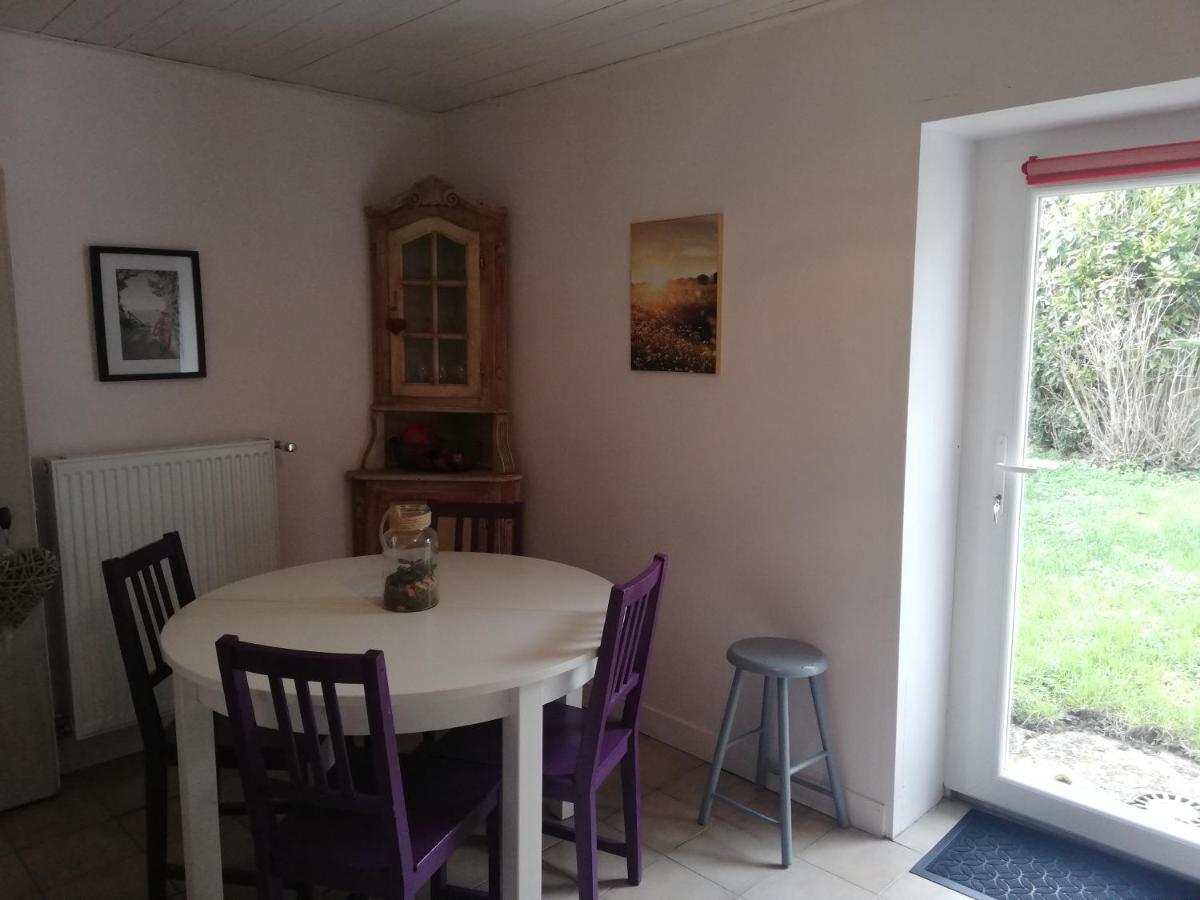 Le Gite Des Megalithes Le Bernard Exterior photo